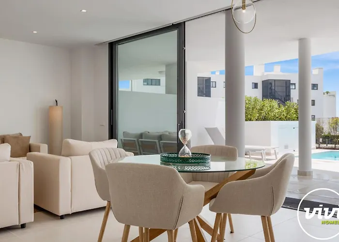 アパート Flora フエンヒロラ