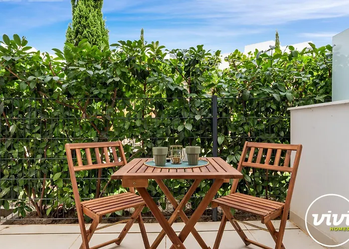 アパート Flora フエンヒロラ