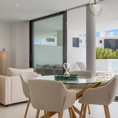 شقة Flora فوينخيرولا