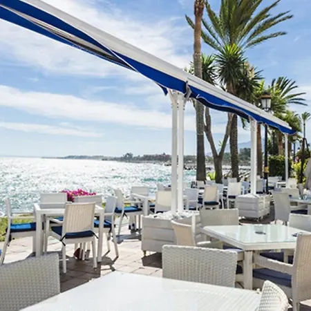 Flora فوينخيرولا